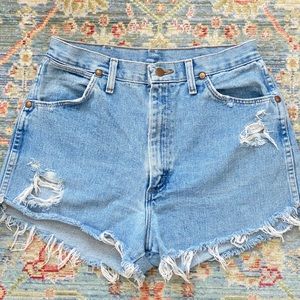 wranglers cutoff shorts